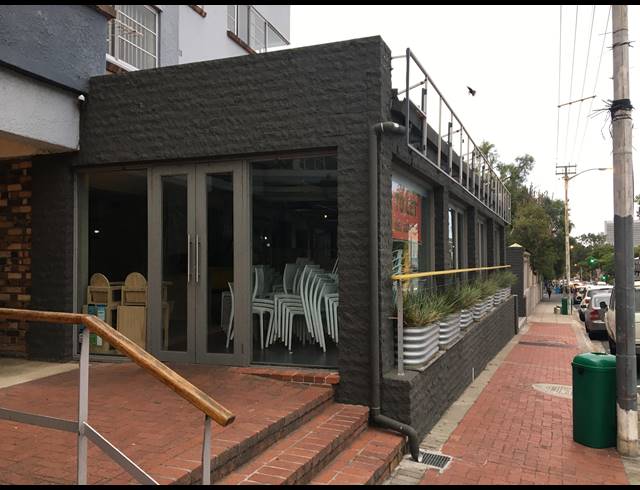 230M² BUILDING TO LET IN GARDENS